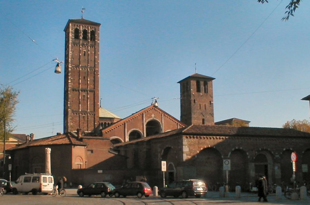 Le due torri della Basilica di Sant'Ambrogio a Milano