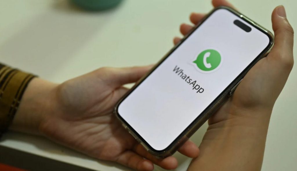 WhatsApp, svelate le funzionalità segrete che gli utenti non conoscono I Alcune sono dei veri salvavita