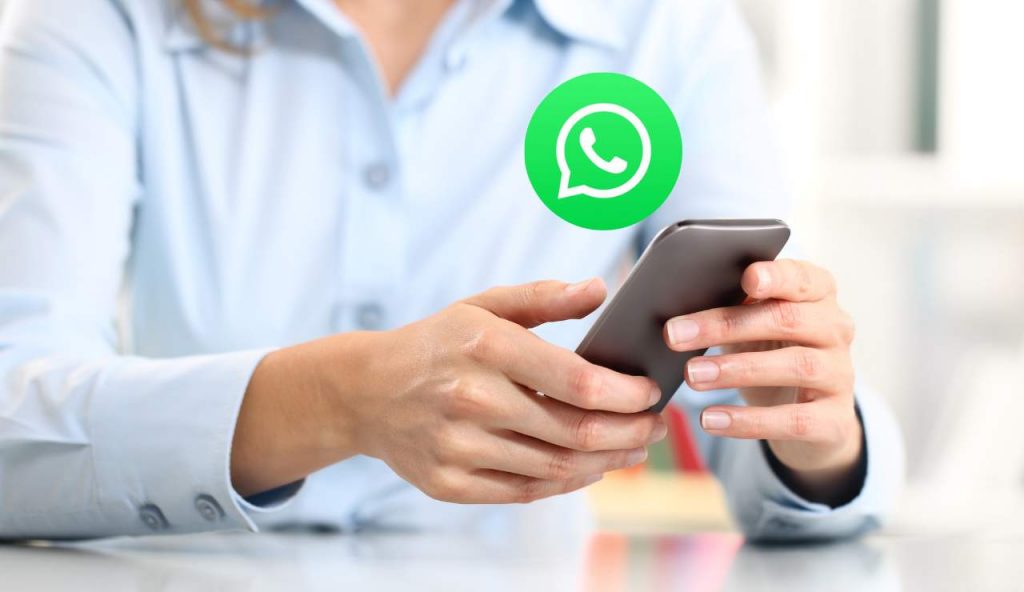 WhatsApp, spiano le tue chat se non disabiliti questa opzione I La tua privacy è in grave pericolo