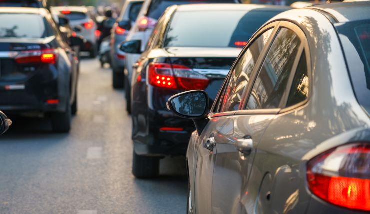 Auto nel traffico