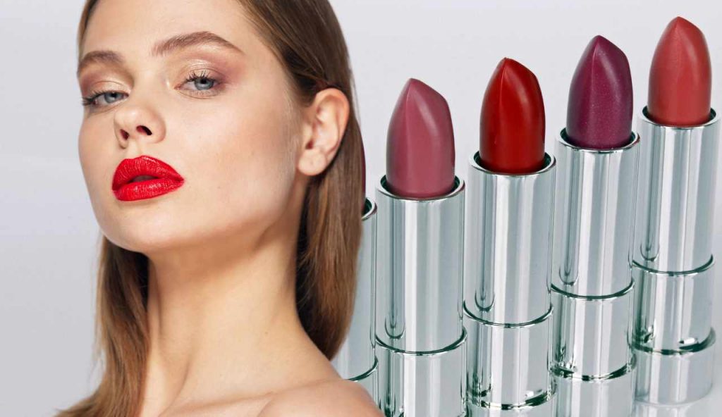 Colore rossetto, scopri il trend del 2025 I Ce n’è solo uno che emana classe ed eleganza: provalo, non tornerai più indietro